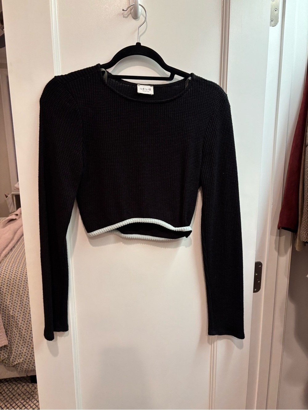 Le Lis Black Cropped Knit Long-Sleeve Top with White Trim